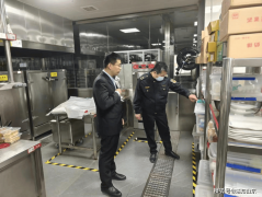 <strong>落实好采购、储存、加做、餐具消毒等各</strong>